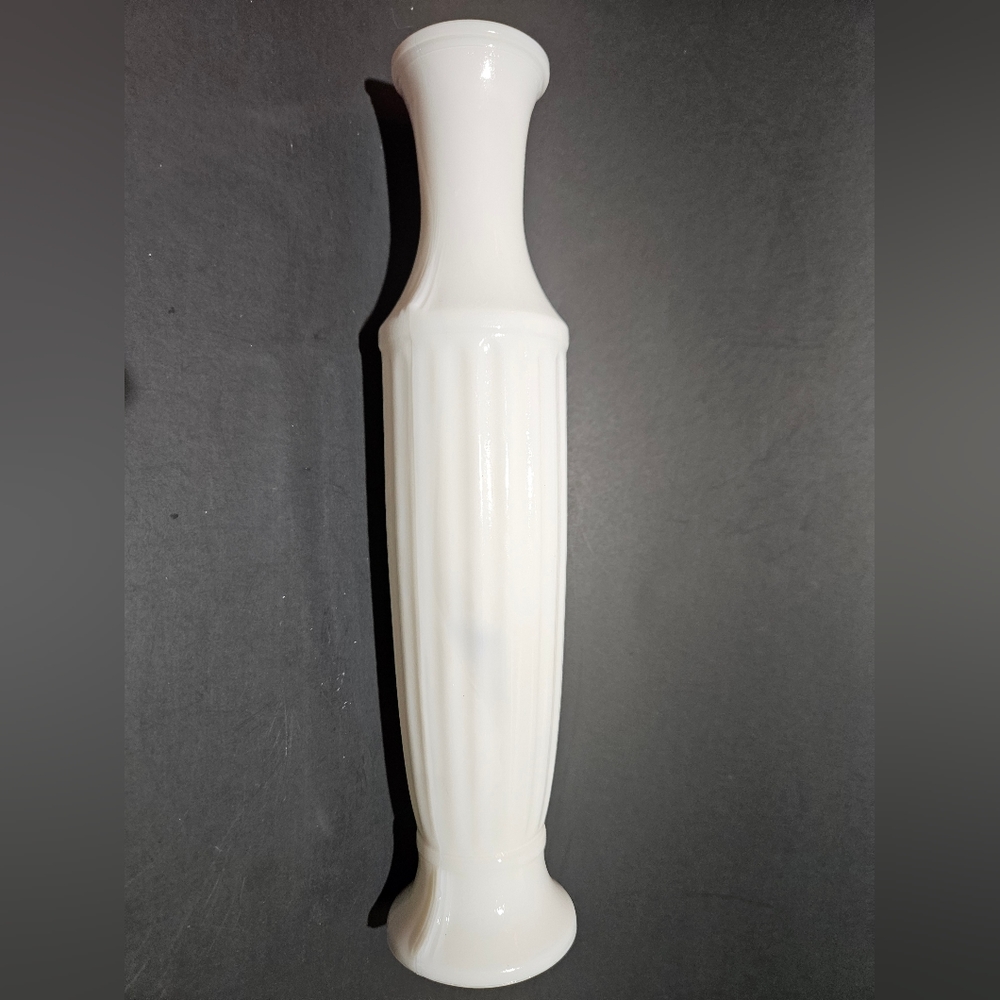 Vintage Ribbed Milk Glass Vase - Picture 6 of 8